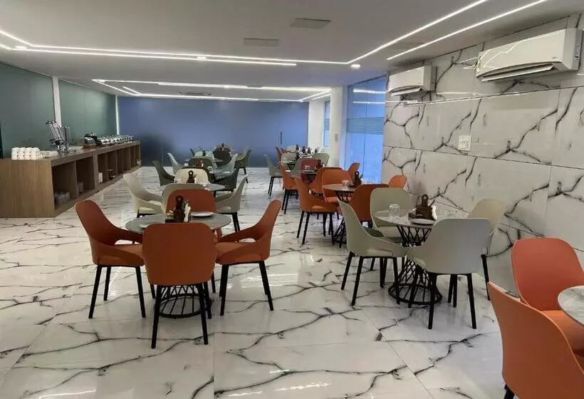 هتل The Hoften Sukh Vasa, Sector 51 & Golf Course Ext Road