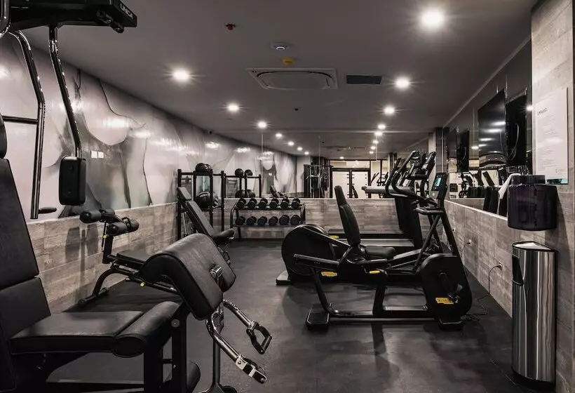 ホテル Wyndham Garden Mazatlan Marina
