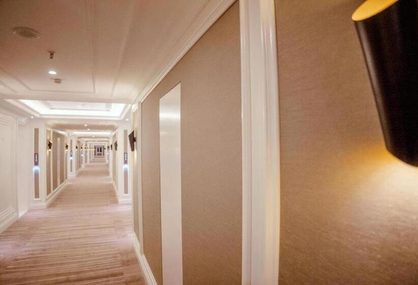 Khemarak Hotel 凯娜酒店