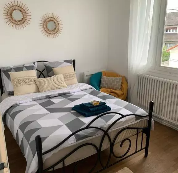 Majatalo Chambre Cosy Lit Double