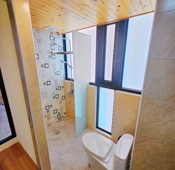 پانسیون Flower