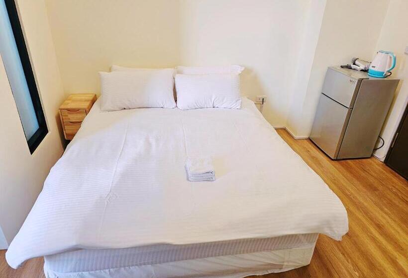 پانسیون Flower