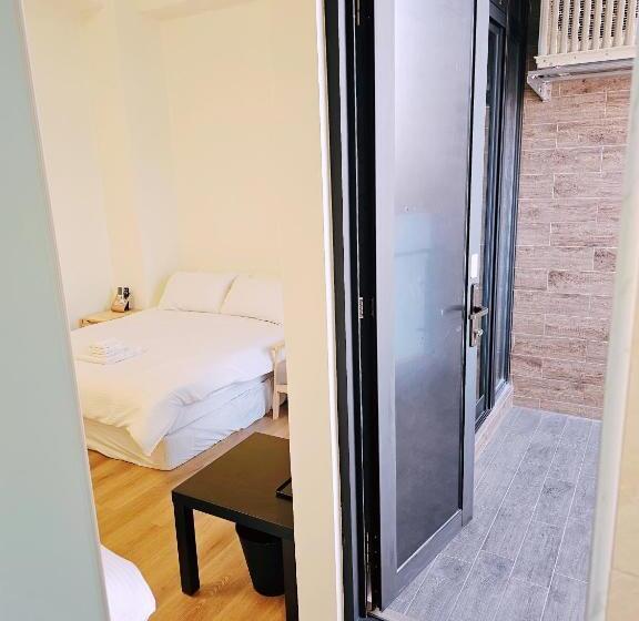 پانسیون Flower