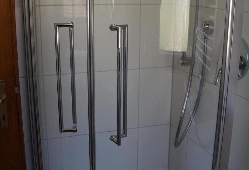 Пансион Gästehaus Hanni