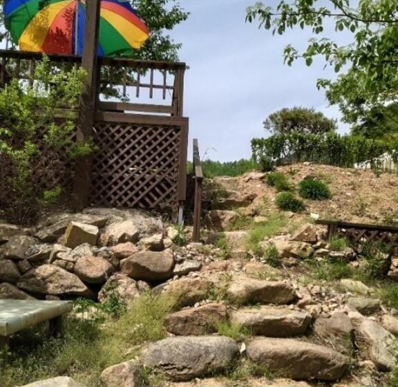 Pensão Sangjoo Munjangdae Healing House