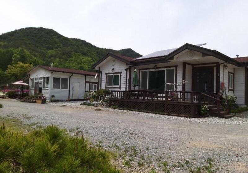 Pensão Sangjoo Munjangdae Healing House
