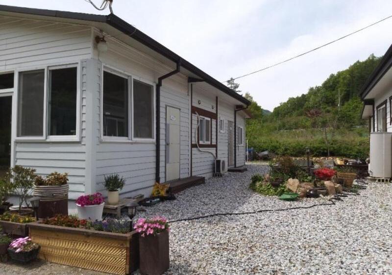 Pensão Sangjoo Munjangdae Healing House