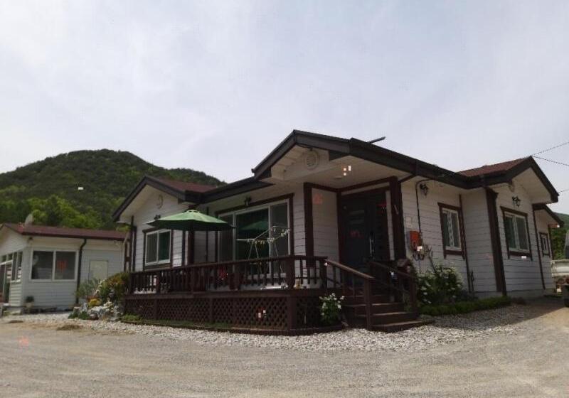 Pensão Sangjoo Munjangdae Healing House