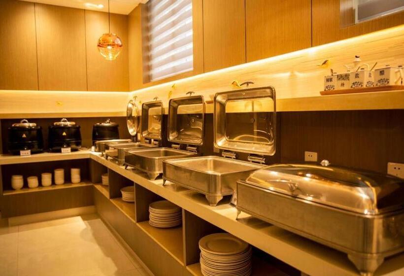 Starway Hotel Zhengzhou Weilai Road