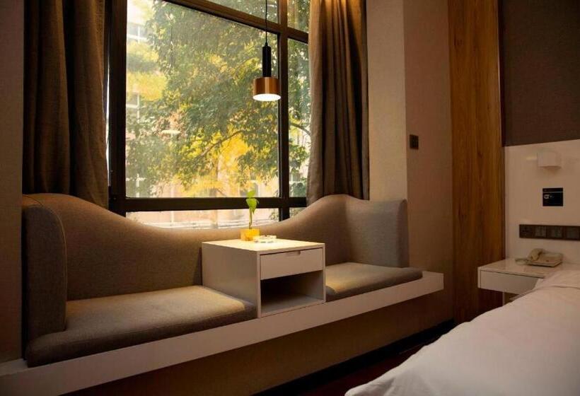 Starway Hotel Zhengzhou Weilai Road