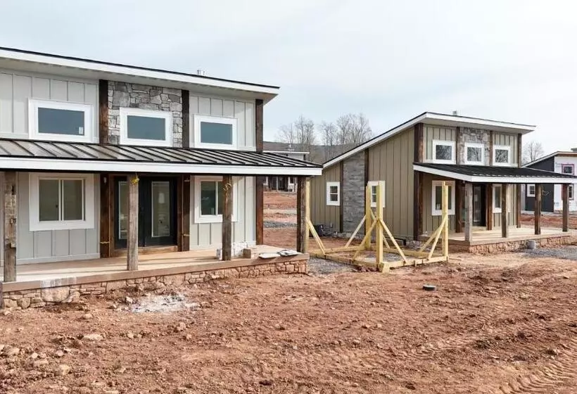 Valley View Cabin Resort