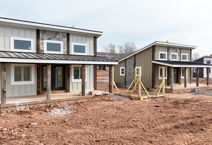 Valley View Cabin Resort