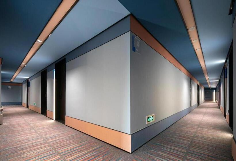 Hanting Hotel Changsha South Station