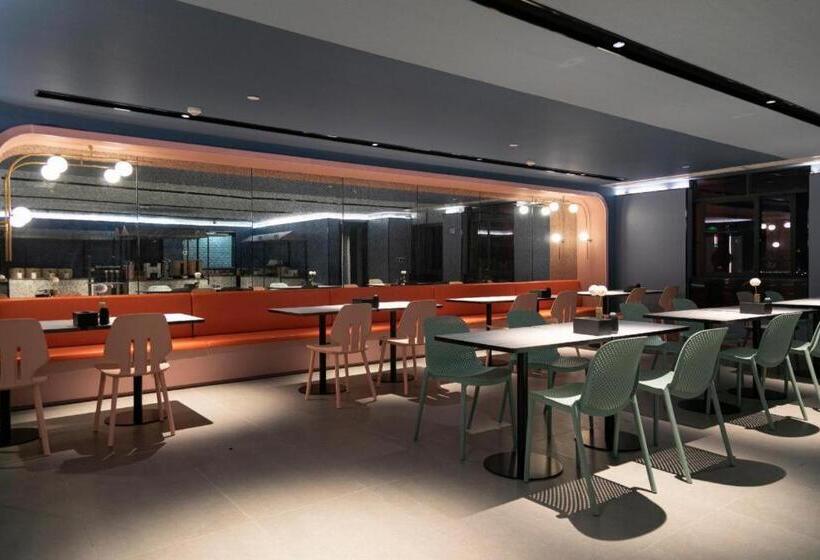 Hanting Hotel Changsha South Station