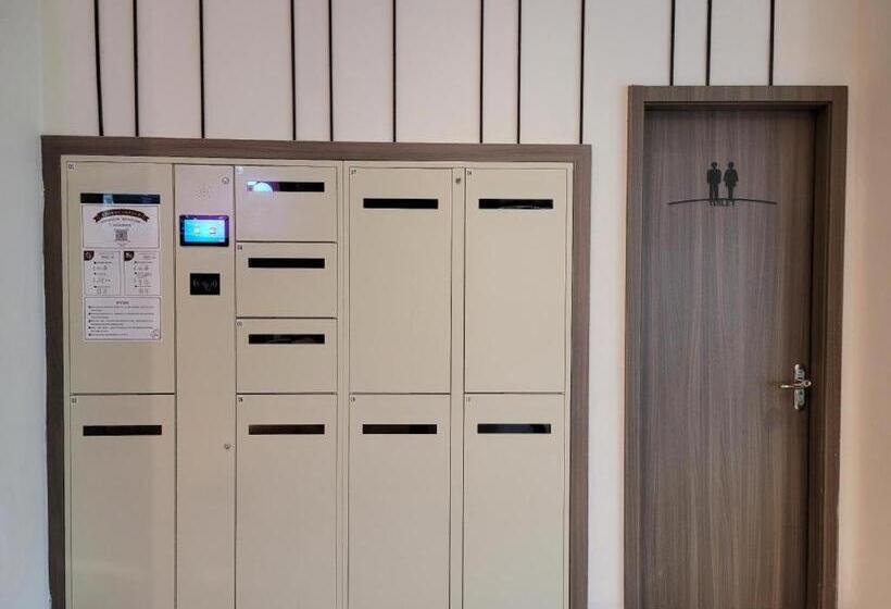 Hanting Hotel Huanggang Wuxue Passenger Terminal