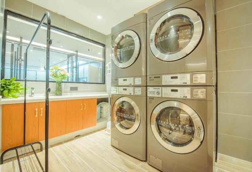 Hanting Hotel Linyin Dongxing Road Airport