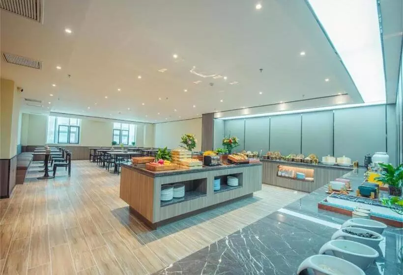 Hanting Hotel Linyin Dongxing Road Airport
