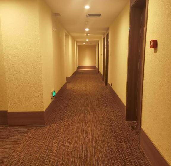 Hanting Hotel Yancheng Dafeng North Bus Station