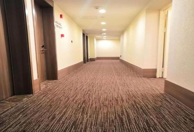 Hanting Hotel Yancheng Dafeng North Bus Station