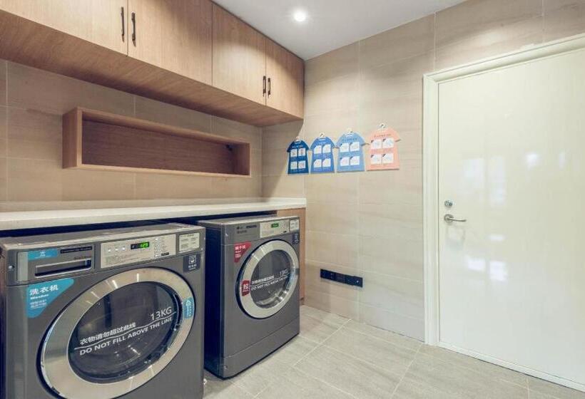 Hanting Premium Hotel Xi Ning Bayi Road Minhang Tower