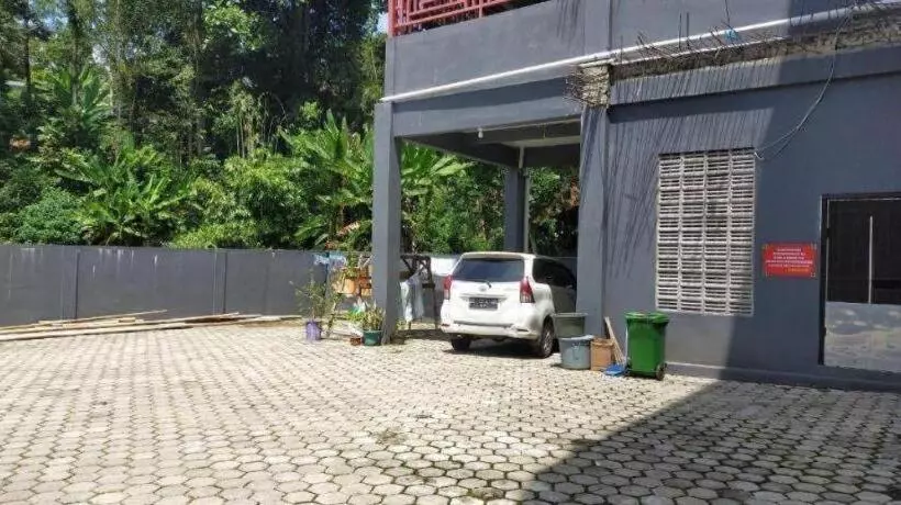 ホテル Gosyen Efata Toraja