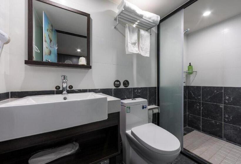 Hotel Hi Inn Shanghai Pujian Road