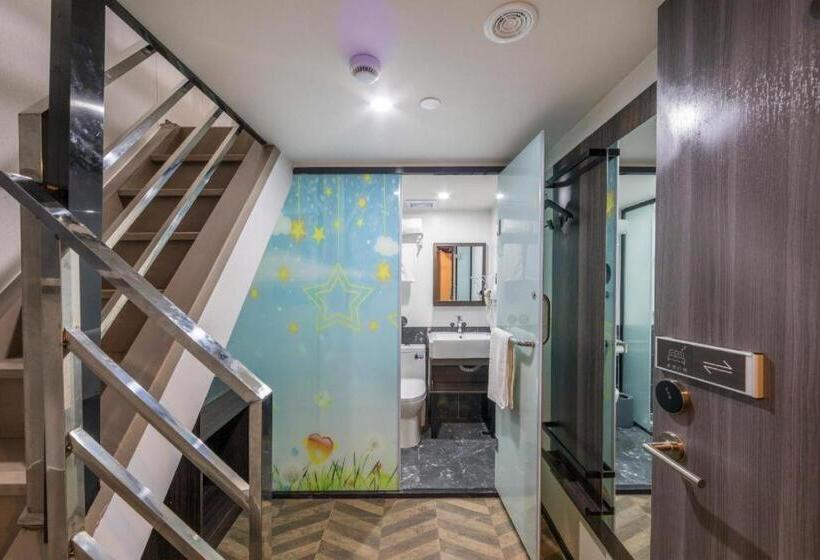 Hotel Hi Inn Shanghai Pujian Road