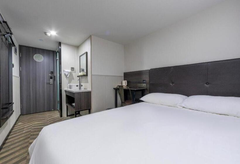 Hotel Hi Inn Shanghai Pujian Road