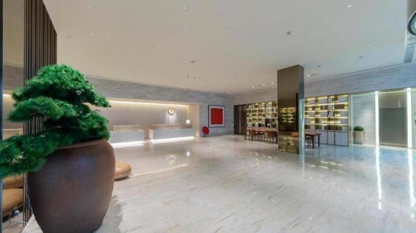 Ji Hotel Huzhou Administration Center