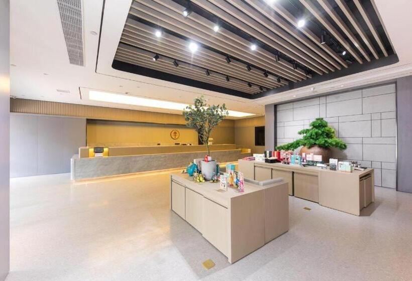 Ji Hotel Qidong Wenfeng Big World