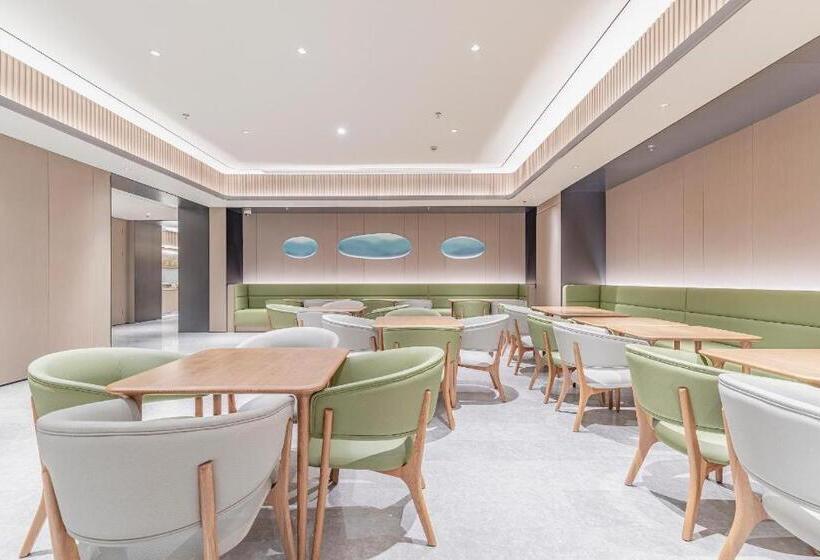 Ji Hotel Shanghai Tongji University South Lvyuan Road