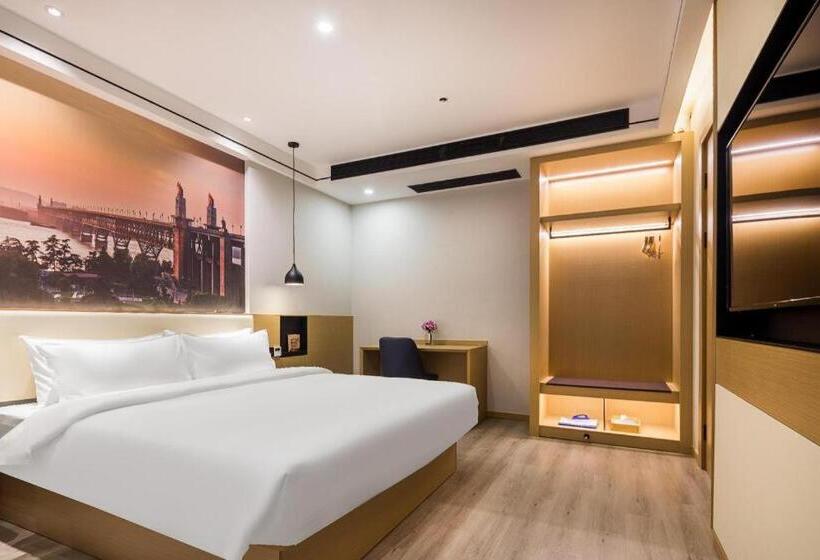Starway Hotel Nanjing Jingwu Road Hongyang Home City