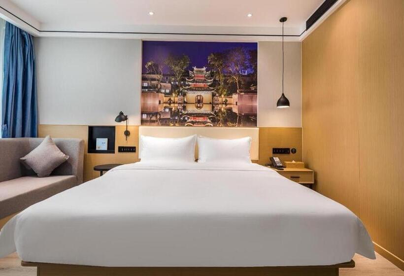 Starway Hotel Nanjing Jingwu Road Hongyang Home City