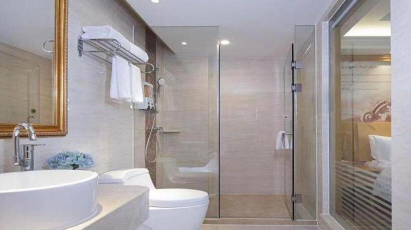 Vienna Hotel Guangdong Jiangmen Wanda Plaza Huiyuecheng