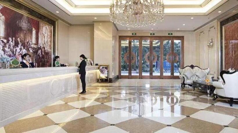 Vienna Hotel Guangdong Jiangmen Wanda Plaza Huiyuecheng