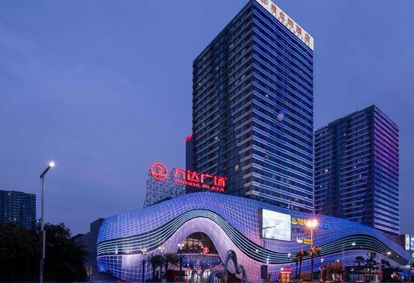 Vienna Hotel Guangdong Jiangmen Wanda Plaza Huiyuecheng