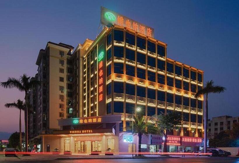 Vienna Hotel Guangdong Zhaoqing East Station Dinghu Mountain Scenic Area