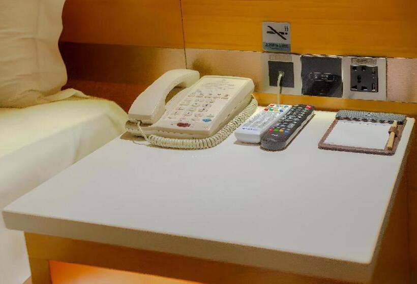 Borrman Hotel Zhanjiang Shimao Building High Speed Railway Station