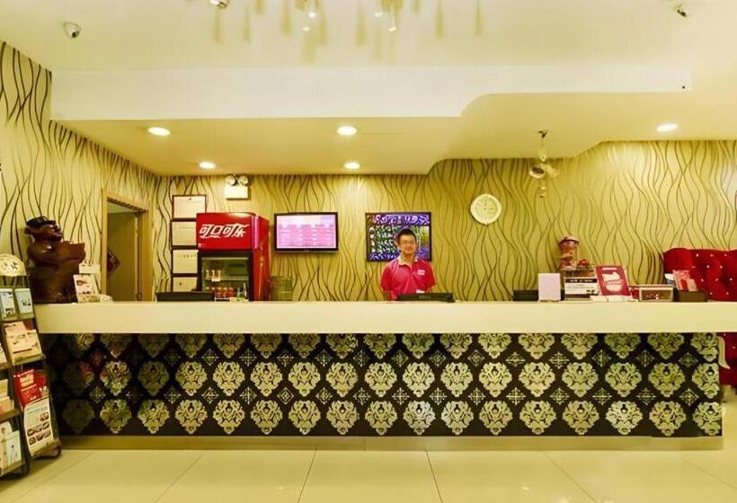 City 118 Hotel Qingdao Licang Pedestrian Street