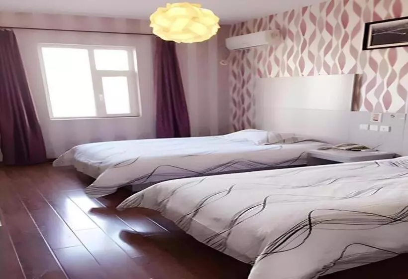 City 118 Hotel Qingdao Licang Pedestrian Street