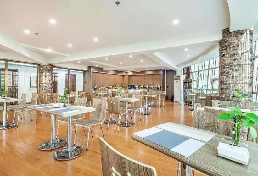 Hanting Hotel Dezhou Leling Yiwu Shopping Mall