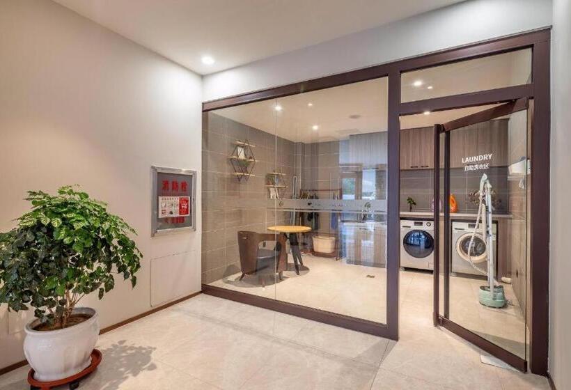 Hanting Hotel Dezhou Leling Yiwu Shopping Mall