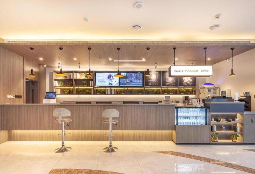 Hanting Hotel Dezhou Leling Yiwu Shopping Mall