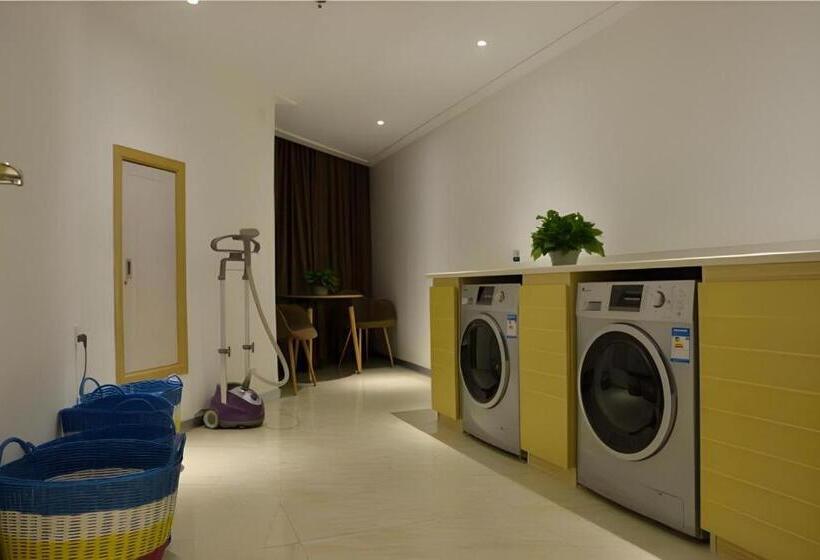 Отель City Comfort Inn Chengdu Shuxin Avenue Metro Station Industrial College