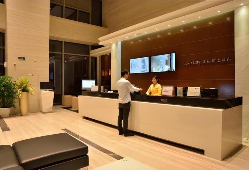 Отель City Comfort Inn Chengdu Shuxin Avenue Metro Station Industrial College