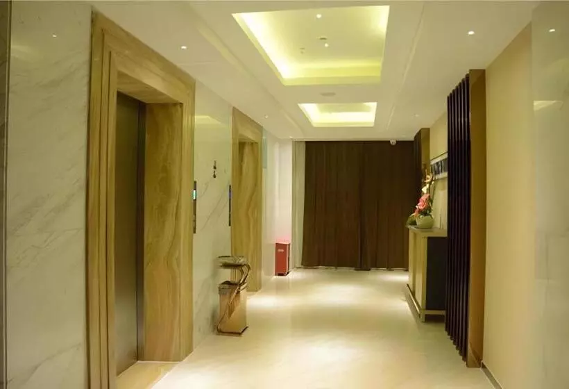 Hotelli City Comfort Inn Dongguan Dalang Yuanda City Plaza