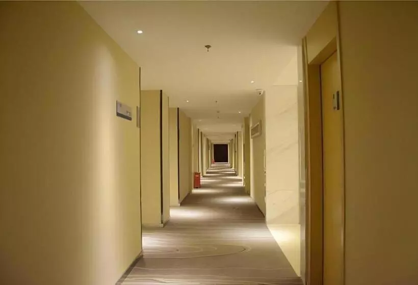 Hotelli City Comfort Inn Dongguan Dalang Yuanda City Plaza