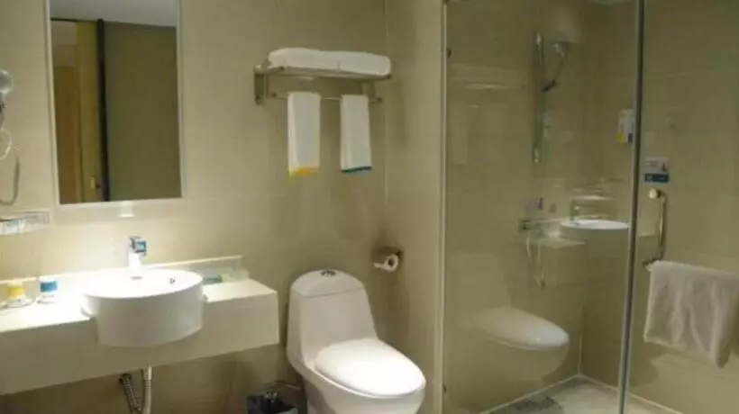 Hotelli City Comfort Inn Dongguan Dalang Yuanda City Plaza