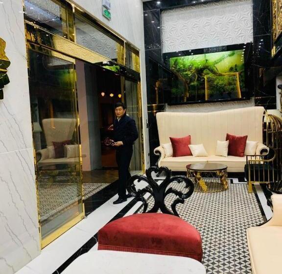 هتل Khach San Thanh Nam