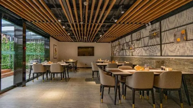 Immersing Hotels& Resort Yunnan Zhaotong City Center